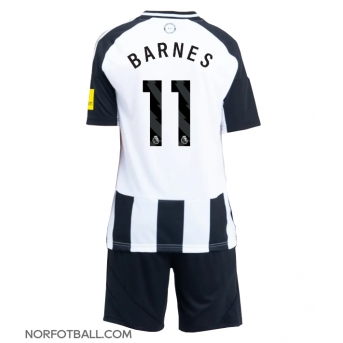 Billige Fotballdrakt Newcastle United Harvey Barnes #11 Replika Hjemmedraktsett Barn 2024-25 Kortermet (med bukser)